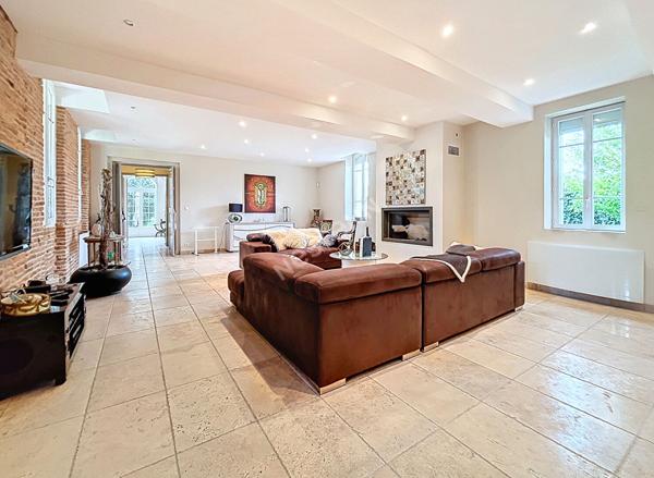 Belle maison de maitre 300 m² rénovée, avec un grand parc Montauban secteur Pouty