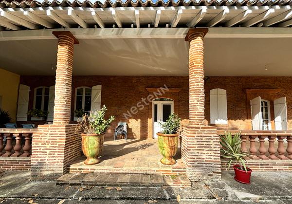 Belle maison de maitre 300 m² rénovée, avec un grand parc Montauban secteur Pouty