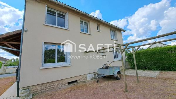 Ajustement du prix ! Maison familiale avec beau terrain clôturé