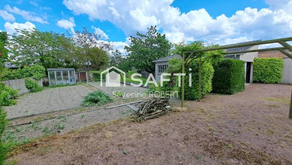 Ajustement du prix ! Maison familiale avec beau terrain clôturé