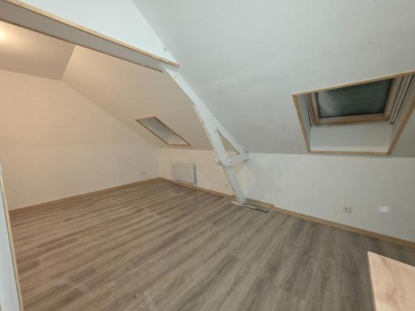 Immeuble Hirson 4 pièce(s) 123 m2