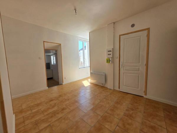 Immeuble Hirson 4 pièce(s) 123 m2