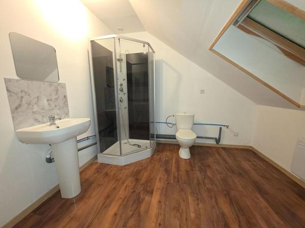 Immeuble Hirson 4 pièce(s) 123 m2