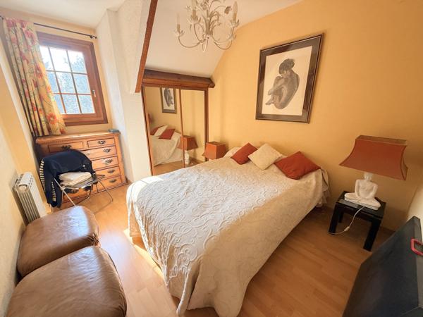 Pommeuse (77515) Grande maison familiale avec jardin et piscine