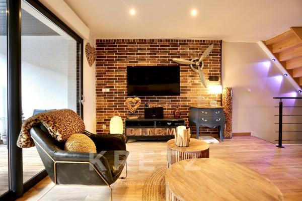 Maison de ville contemporaine avec garage