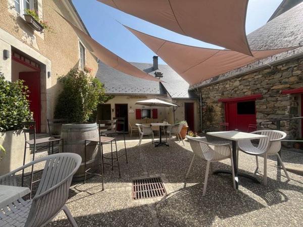 Immeuble 679 900 € Sazos 500 m² DPE C