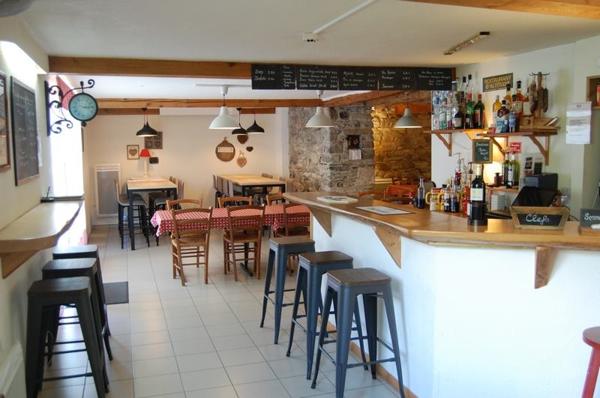 Immeuble 679 900 € Sazos 500 m² DPE C