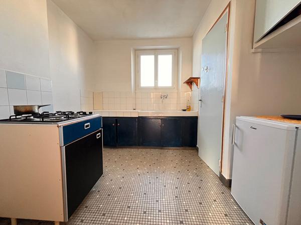Appartement 5 pièces à vendre à Concarneau - Dernier étage, vue dégagée et aperçu mer 81 M² , Concarneau