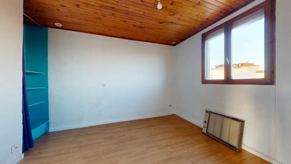 Appartement 5 pièces - 95 m² Exclusivité efficity