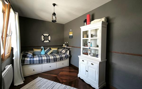 Maison à vendre    6 pièces • 130,82 m2 Saint-Genis-Pouilly