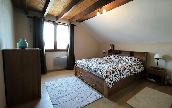 Maison à vendre    6 pièces • 130,82 m2 Saint-Genis-Pouilly