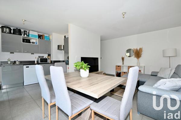 Appartement à vendre 3 pièces 62 m² Meyzieu
