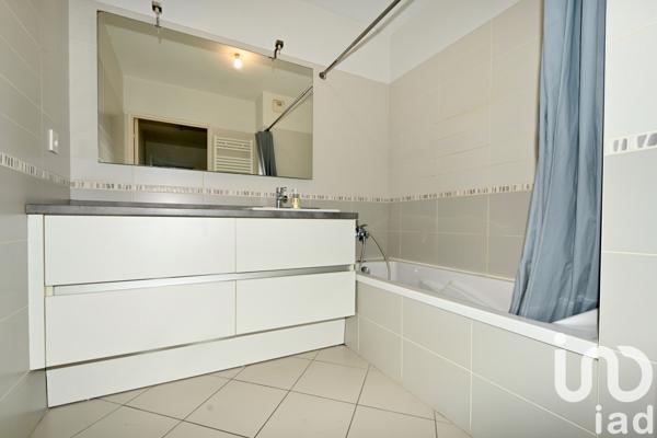 Appartement à vendre 3 pièces 62 m² Meyzieu