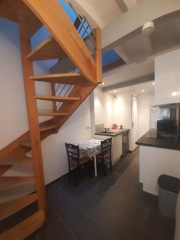 A Vendre Maison Meublée en triplex centre ville Mont De Marsan 1 chambre et 1 mezzanine