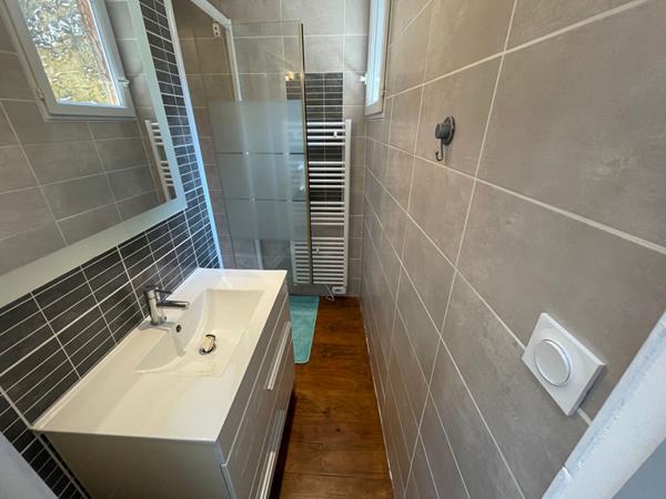 A Vendre Maison Meublée en triplex centre ville Mont De Marsan 1 chambre et 1 mezzanine