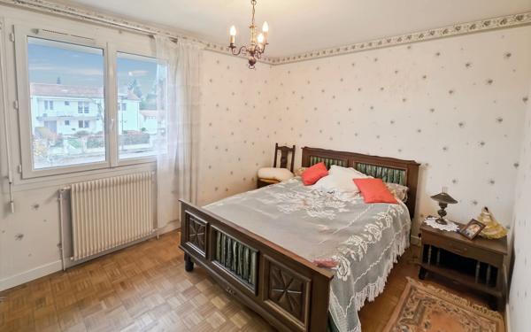 Maison à vendre    5 pièces •  Agen