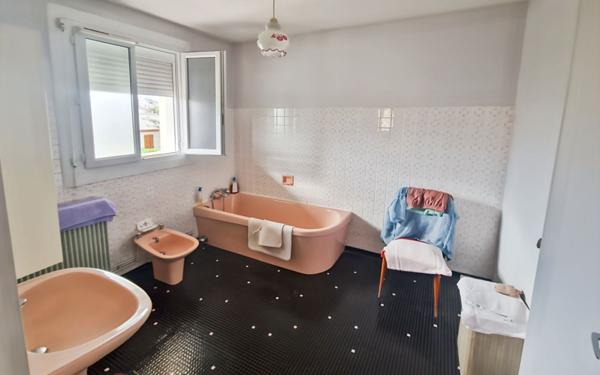 Maison à vendre    5 pièces •  Agen