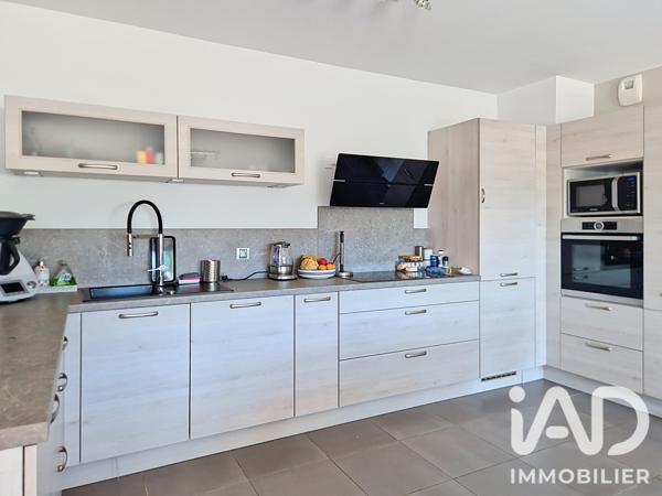 Appartement à vendre 3 pièces 77,49 m² Saint-Raphaël