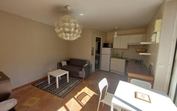 Appartement à louer    2 pièces •  Lunel