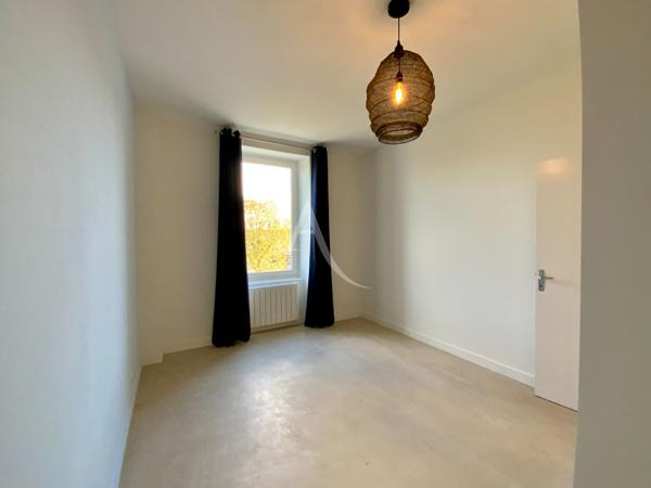 Maison Saint Genis De Saintonge 4 pièce(s) 102 m2