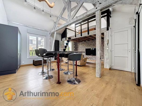 Vente                                                      Appartement
                        
                     2 pièces                      47 m2                     à Reims