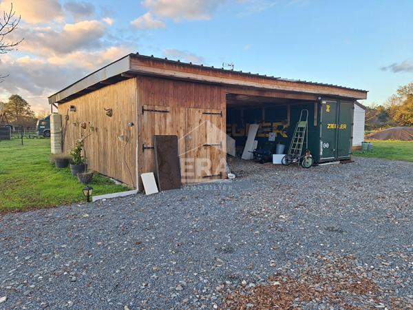 Maison individuelle avec piscine à La Roche Chalais 4 pièce(s) 97 m2.