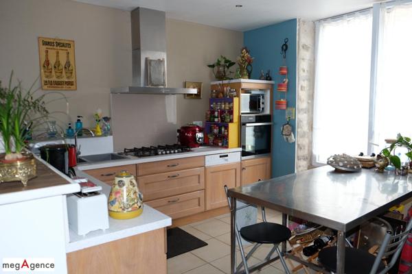 Maison à AUBAZINES, 19190 - 8 pièces 193m²