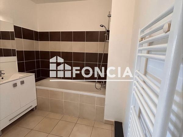 Location Appartement 2 pièces 39.04 m² - LE CLOS SAINT LAZARE Le Luc En Provence 83340