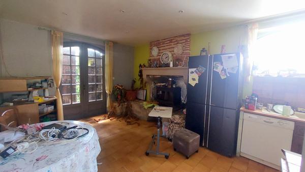 Maison ancienne 185 M2 avec garage, séchoir sur 5 000 M2