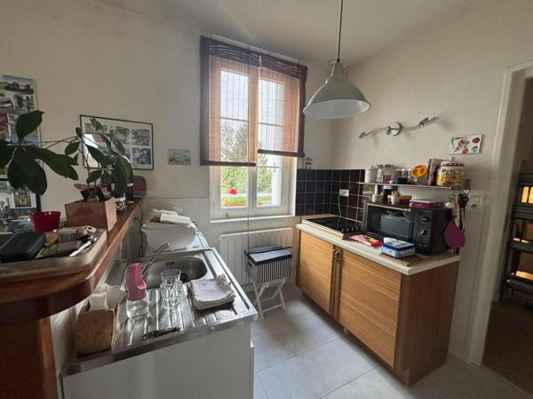 Joli restaurant traditionnel, clientèle fidèle