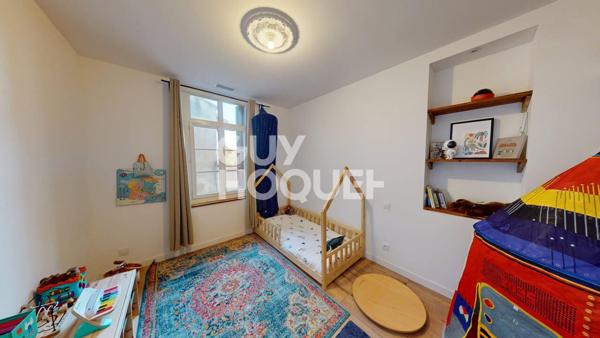 A vendre à PERPIGNAN (66000) Appartement, 5 pièces, 110 m² entièrement rénové.