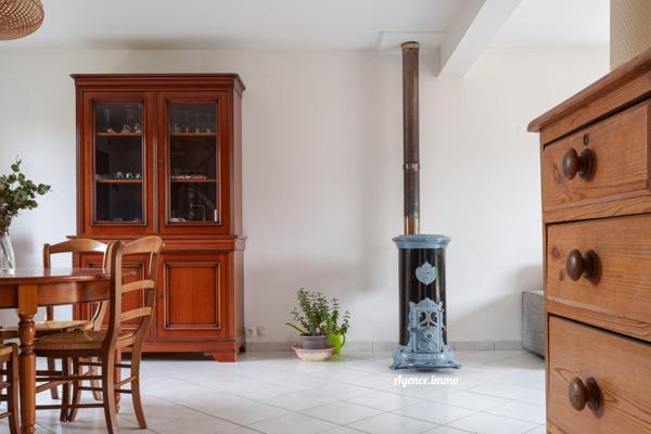 À vendre - Maison individuelle, 6 pièces située à Notre-Dame-d'Oé (37390)