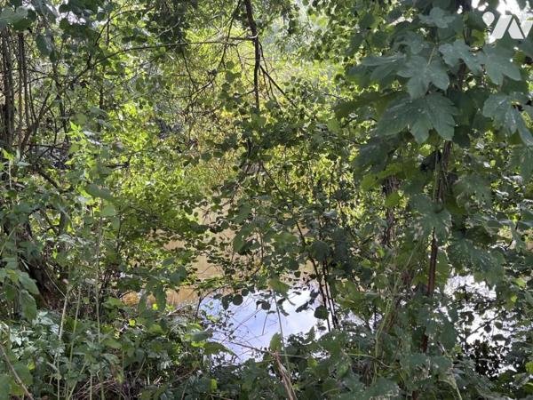 TERRAIN DE LOISIR EN BORD DE SOMME AVEC ETANG