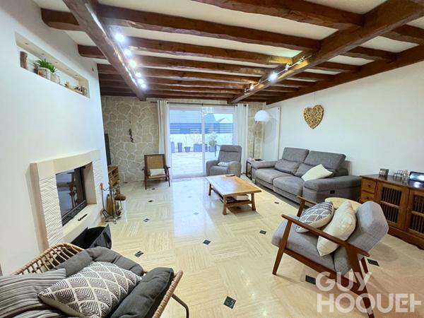 Maison Magny Les Hameaux 9 pièce(s) 261 m2