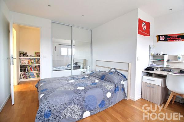 Maison Magny Les Hameaux 9 pièce(s) 261 m2