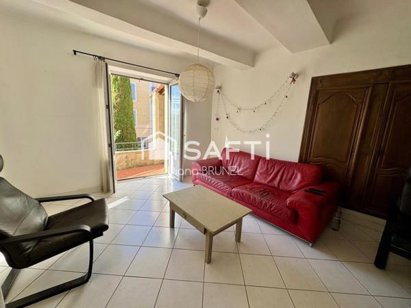 Studio avec terrasse, débarras et cave