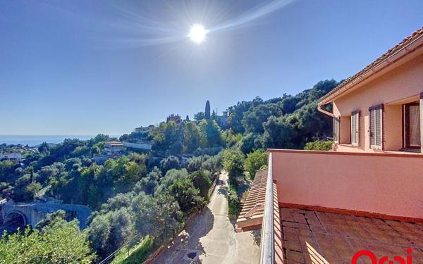 Maison à vendre    11 pièces • 515,62 m2 Sainte-Agnès