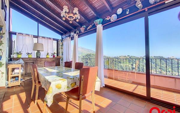 Maison à vendre    11 pièces • 515,62 m2 Sainte-Agnès