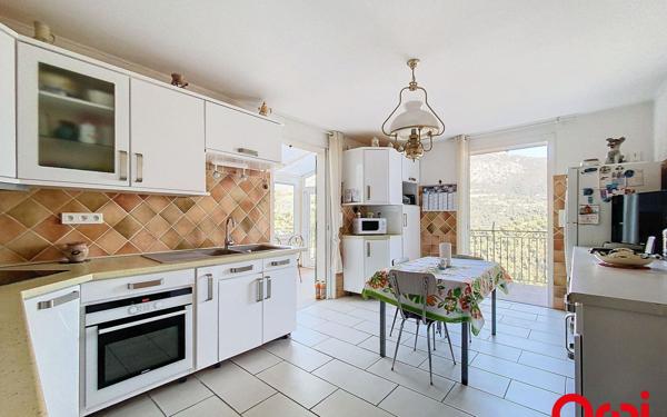 Maison à vendre    11 pièces • 515,62 m2 Sainte-Agnès