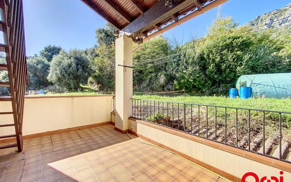 Maison à vendre    11 pièces • 515,62 m2 Sainte-Agnès