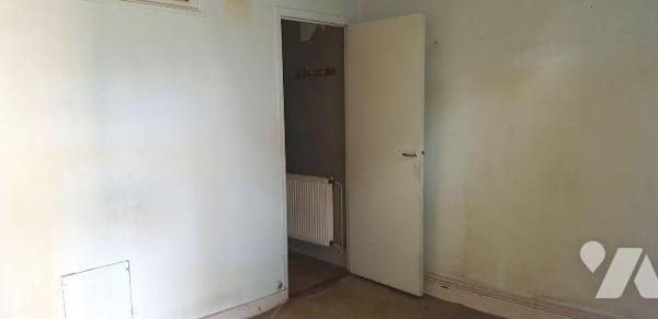 A VENDRE - A MENNETOU SUR CHER (41) - Maison à rénover - Au c?ur de la l'ancienne cité médiéval...