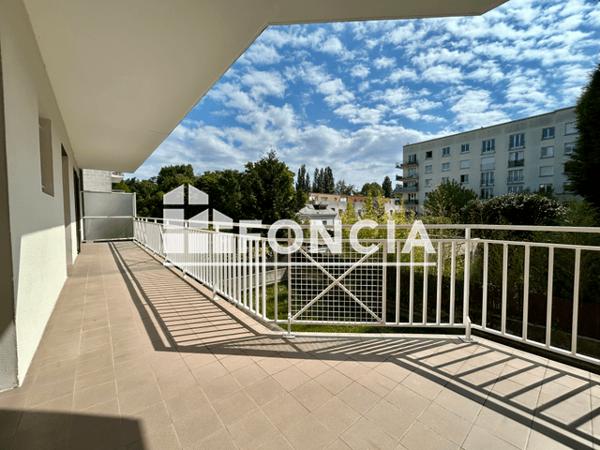 Location Appartement 3 pièces 102.59 m² - 58 RUE DU PARC DE PROCE Nantes 44000
