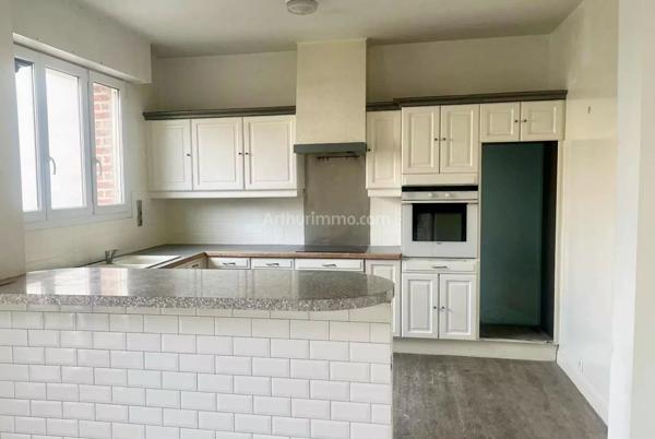 Vente Maison 10 pièces 174 m2 à Péronne