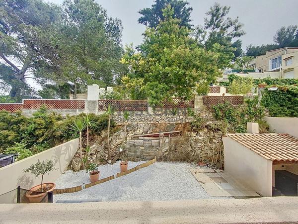 Maison T5 MEUBLÉE de 127M2 avec un jardin de 100M2 - Résidence La Rocade - Septemes Les Vallons