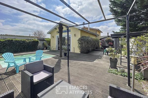 Maison style Loft avec terrasse et piscine