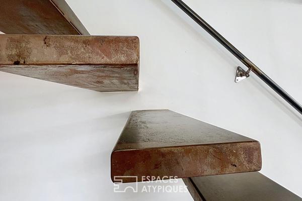 Maison style Loft avec terrasse et piscine