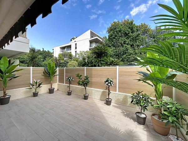 Cannes Montrose - 2 pièces rénové en rez je jardin - Au calme - Cave