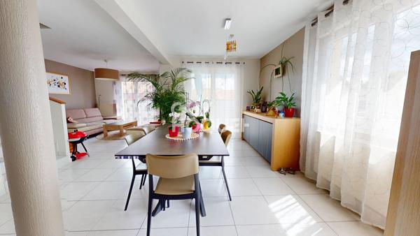 Maison à vendre à CERNAY - 5 pièces, 3 chambres, très bon état