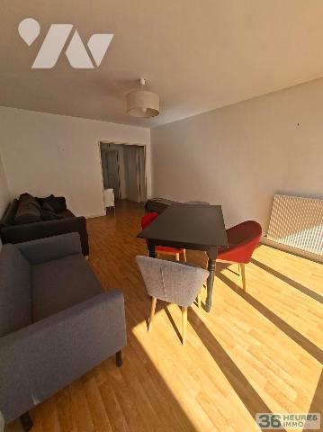 dans rue très calme - Appartement au 3eme et dernier étage - petite copropriété - sans syndic
...