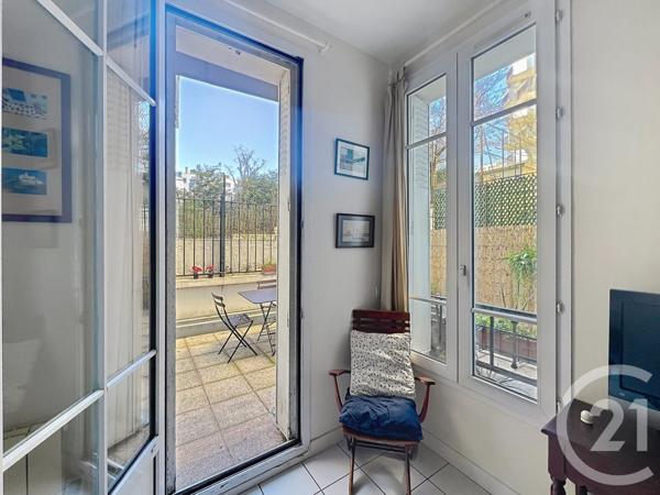 Appartement F3 à vendre  3 pièces - 63 m2 PARIS - 75020